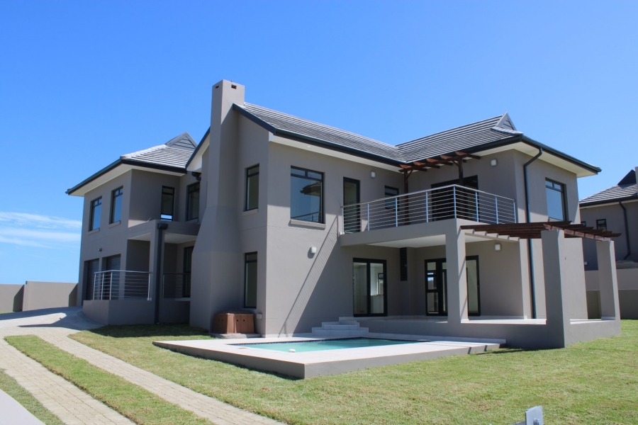 4 Bedroom Property for Sale in Kidds Beach Eastern Cape